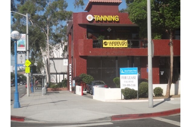 8205 Santa Monica Blvd, West Hollywood, CA à louer - Photo de l’immeuble – Image 3 sur 23