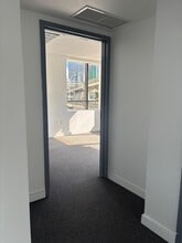 33 SW 2nd Ave, Miami, FL à louer Photo intérieure– Image 2 sur 19