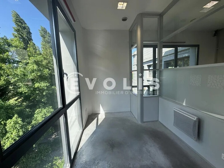 Bureau dans Amiens à louer - Photo intérieure – Image 2 sur 6