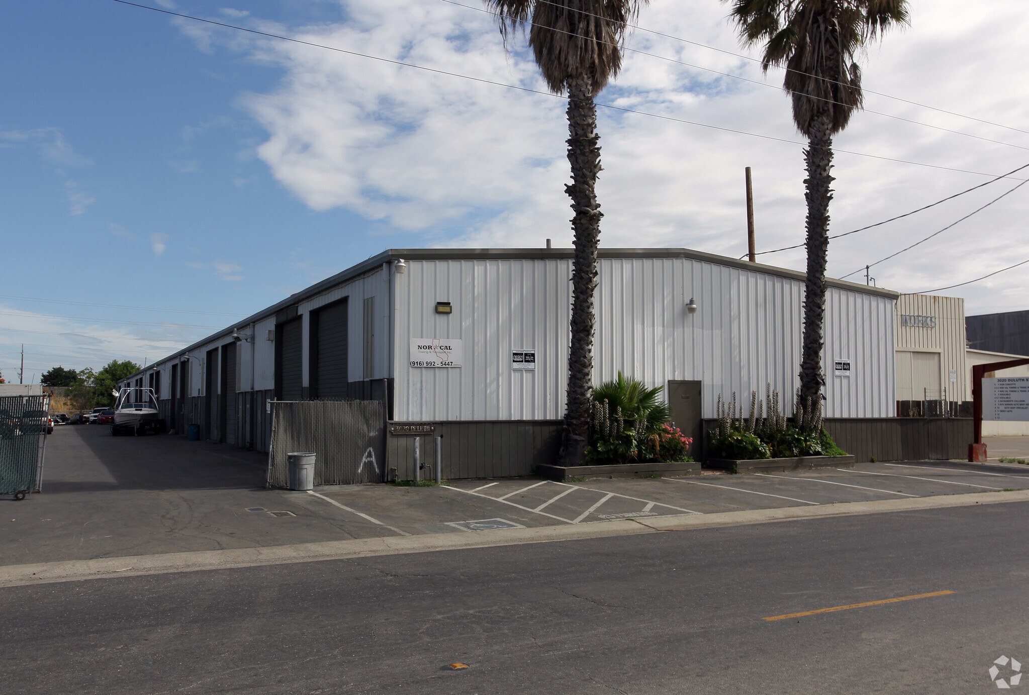 3040 Duluth St, West Sacramento, CA à louer Photo principale– Image 1 sur 7
