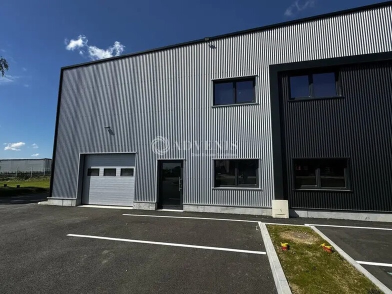 Local d'activités dans Fegersheim à vendre - Photo de l’immeuble – Image 2 sur 6