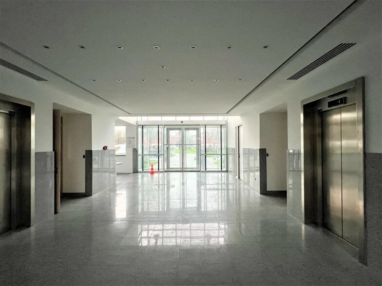 2 Rue René Caudron, Voisins-le-Bretonneux à louer - Hall d’entrée – Image 3 sur 4
