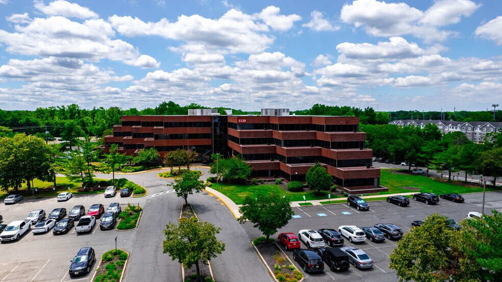 1120 Rt 73, Mount Laurel, NJ à vendre - Photo de l’immeuble – Image 1 sur 9