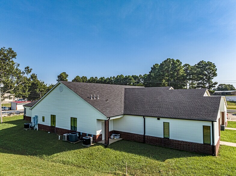 1821 E Main St, Mountain View, AR à vendre - Photo de l’immeuble – Image 3 sur 12