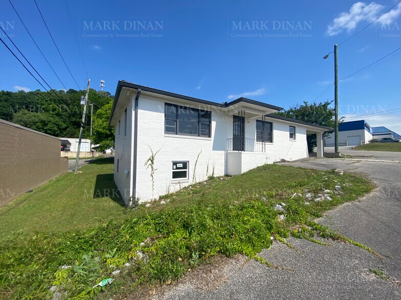3155 Pelham Pky, Pelham, AL à louer - Photo de l’immeuble – Image 2 sur 9
