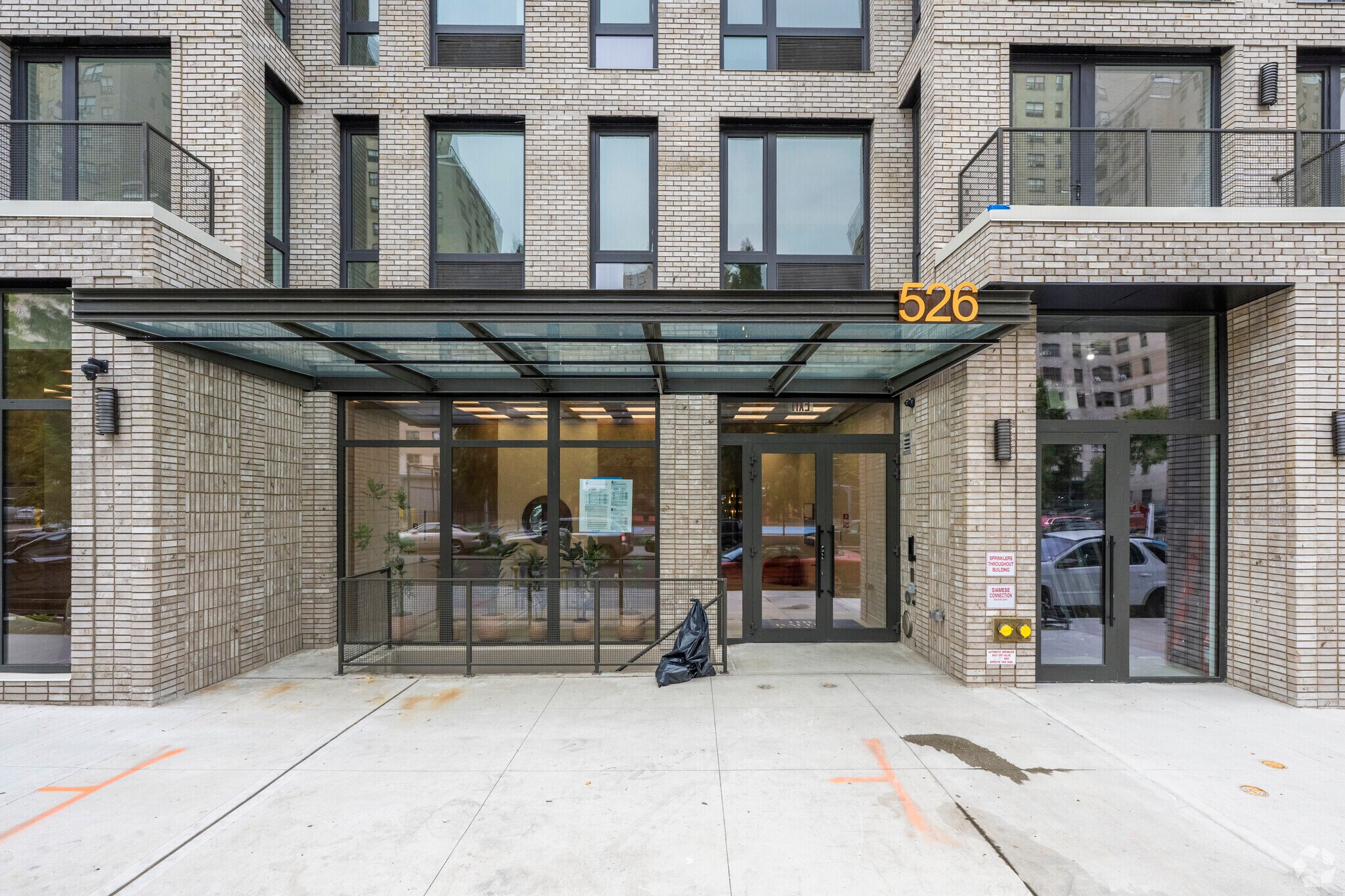 526 Baltic St, Brooklyn, NY à louer Photo de l’immeuble– Image 1 sur 5