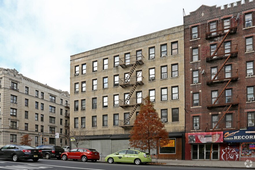 65 Arden St, New York, NY à vendre - Photo de l’immeuble – Image 3 sur 4
