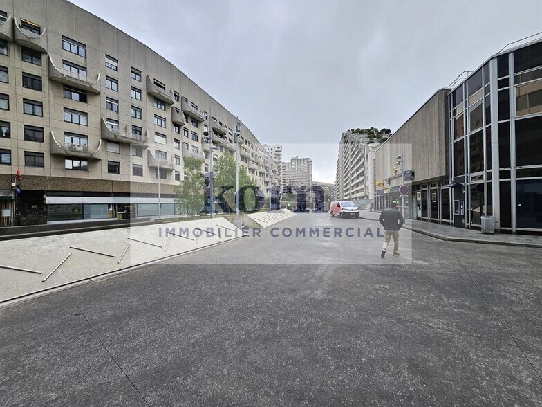 Local commercial dans Boulogne-Billancourt à louer - Photo de l’immeuble – Image 2 sur 14