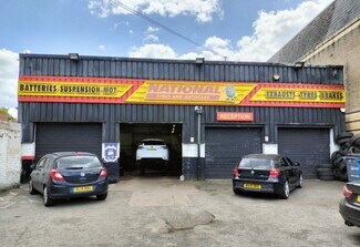 Plus de détails pour 67 Boundary Rd, Woking - Industriel/Logistique à louer