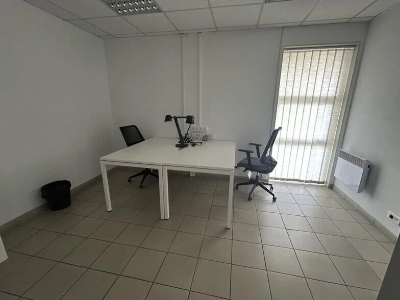 Industriel/Logistique dans Feuchy à vendre - Photo intérieure – Image 2 sur 4