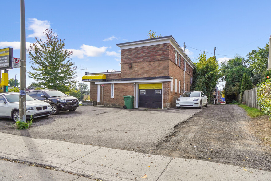 8805 Rue Sherbrooke E, Montréal, QC à vendre - Photo de l’immeuble – Image 2 sur 14