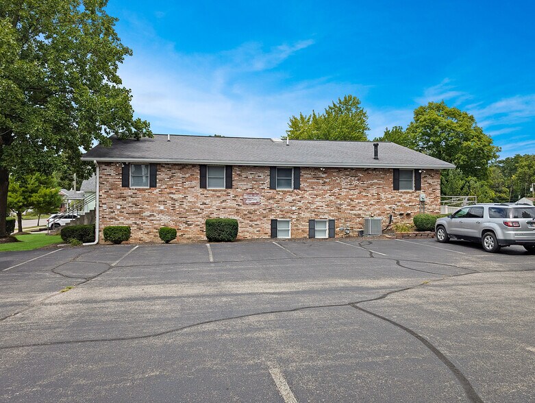 250 Alhambra Ave, Frankfort, IN à louer - Photo de l’immeuble – Image 3 sur 39