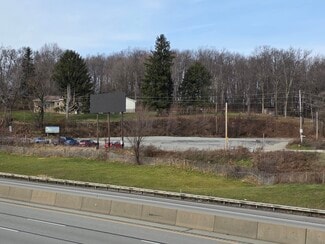 Plus de détails pour 108 Main St, Donegal, PA - Terrain à vendre