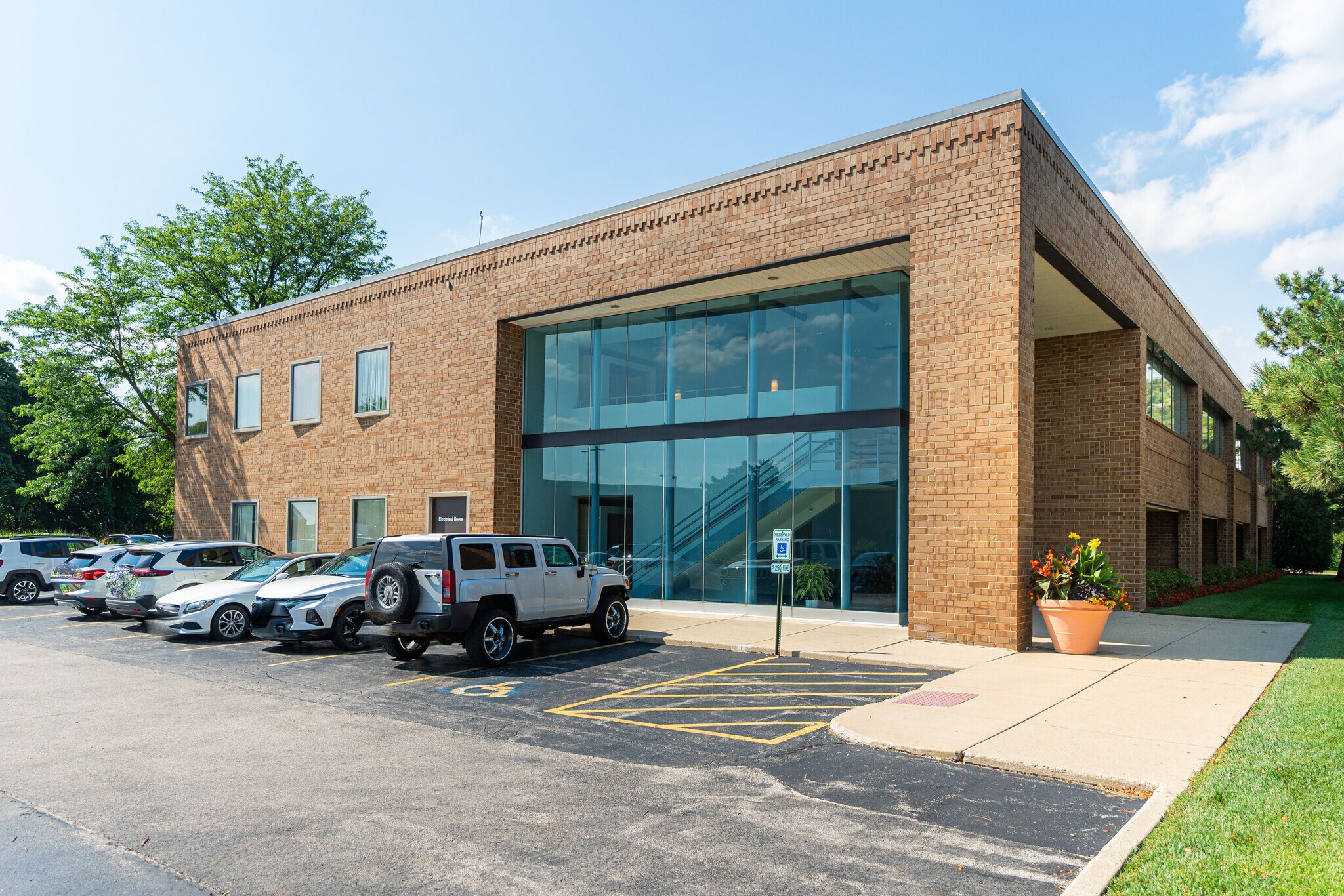 290 Springfield Dr, Bloomingdale, IL à louer Photo de l’immeuble– Image 1 sur 74