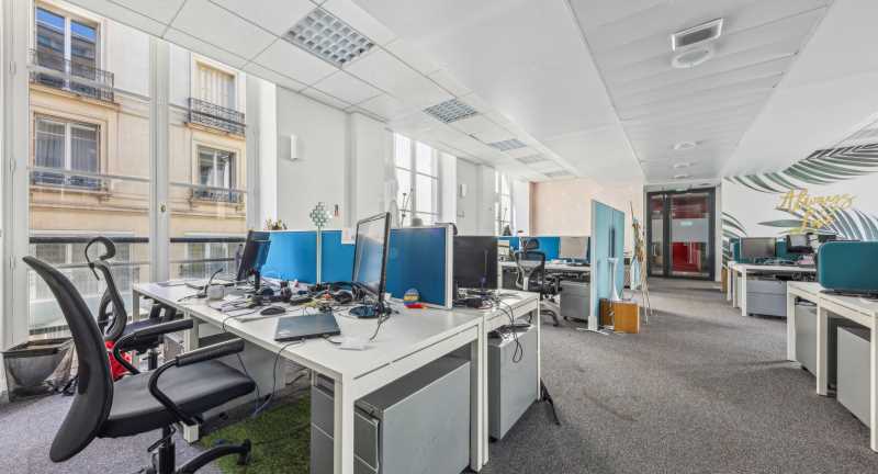 Bureau dans Paris à louer - Photo de l’immeuble – Image 2 sur 14