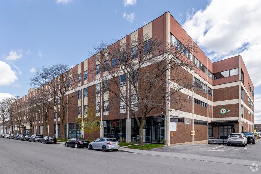 1350 Rue Mazurette, Montréal, QC à louer - Photo de l’immeuble – Image 2 sur 4