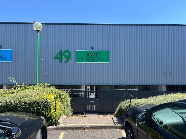 37-44 Potters Ln, Milton Keynes à louer - Photo de l’immeuble – Image 3 sur 20