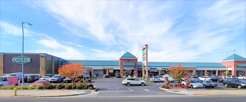 1375 Blossom Hill Rd, San Jose, CA à louer - Photo de l’immeuble – Image 2 sur 30
