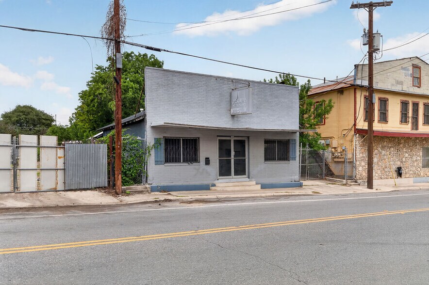 905 Ruiz St, San Antonio, TX à vendre - Photo de l’immeuble – Image 2 sur 25