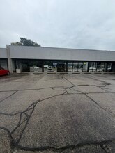 2401-2521 Washington Ave, Evansville, IN à louer Photo de l’immeuble– Image 1 sur 6