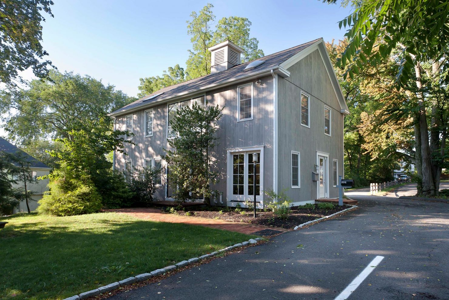 5 Sylvan Rd S, Westport, CT à louer Photo principale– Image 1 sur 10