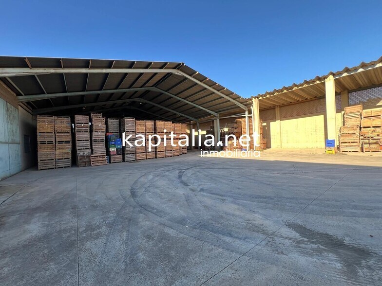 Industriel/Logistique dans La Llosa de Ranes, Valencia à vendre - Photo de l’immeuble – Image 2 sur 25