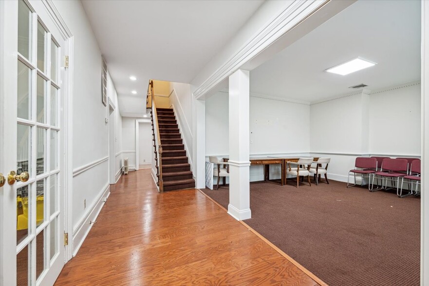 345 US-202, Bedminster, NJ à vendre - Photo intérieure – Image 2 sur 24