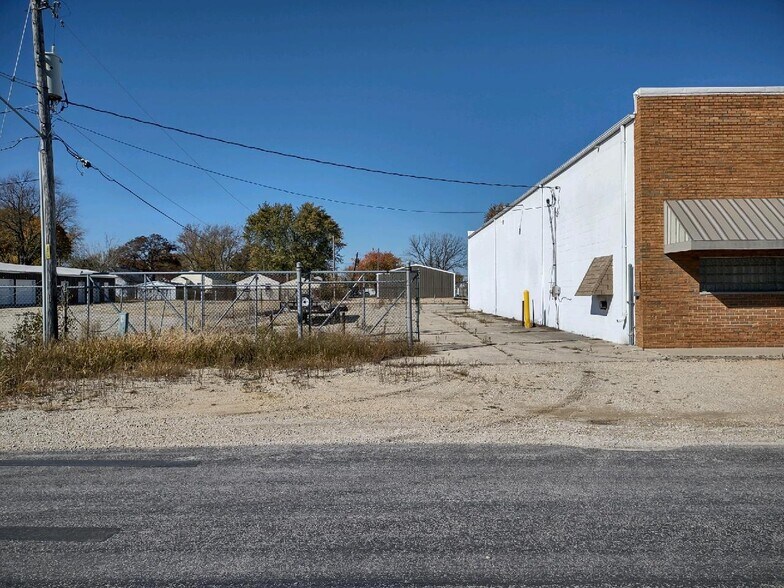 103 Quarry Rd, Rochelle, IL à vendre - Photo de l’immeuble – Image 2 sur 27