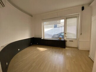 Plus de détails pour 4 Ancien Chemin Des Vallergues, Cannes - Local commercial à louer