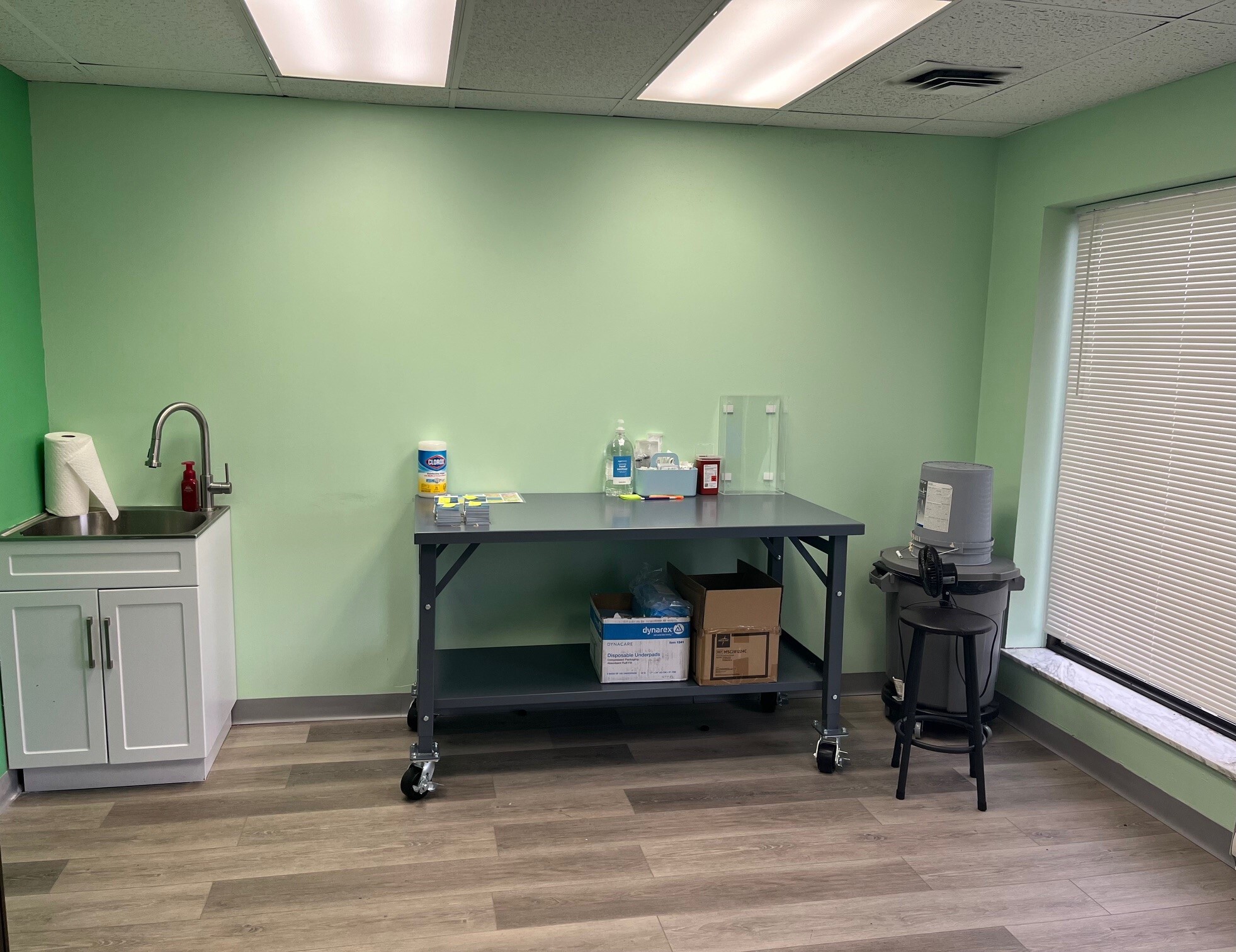 11925 Pearl Rd, Strongsville, OH à louer Photo intérieure– Image 1 sur 2