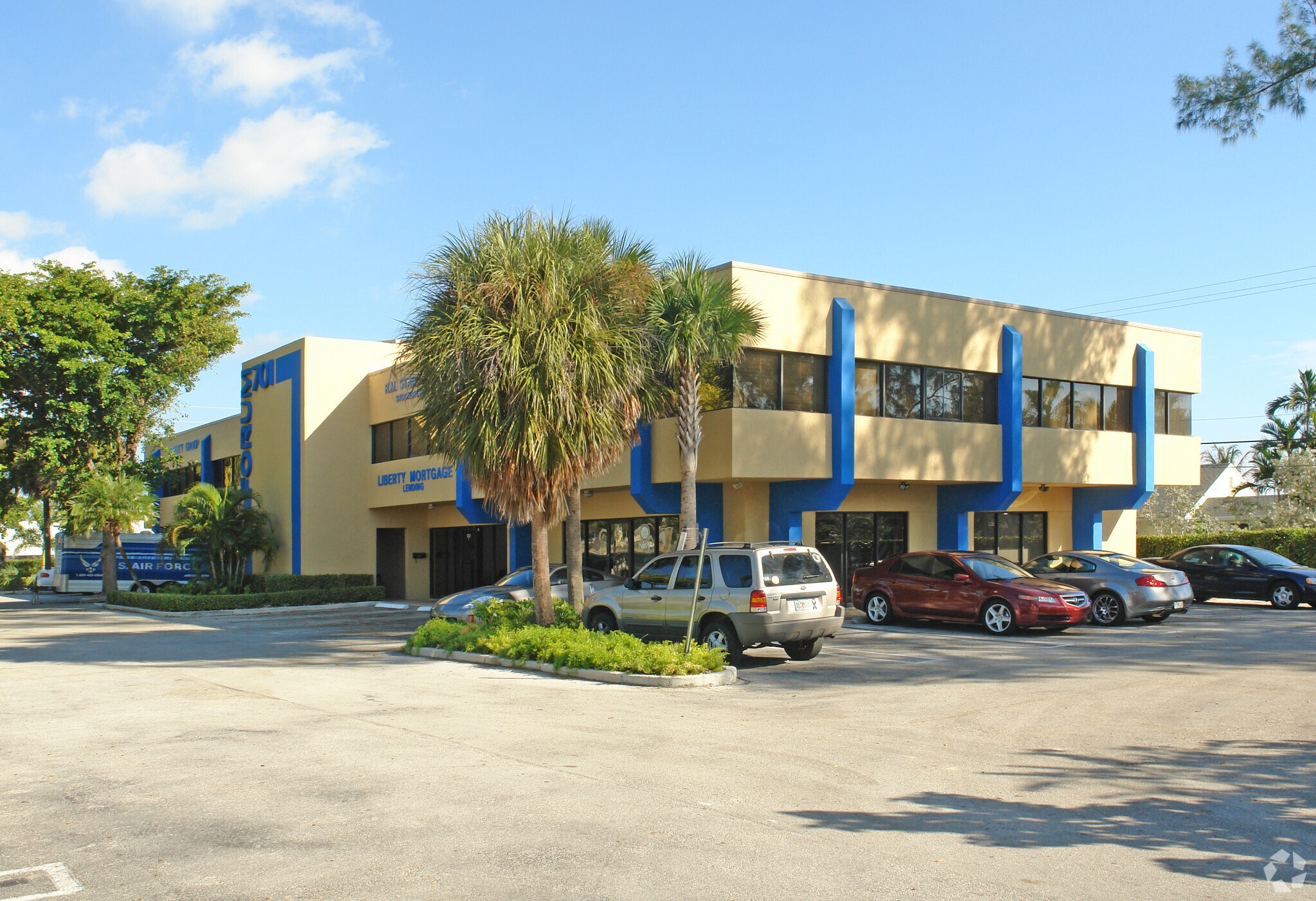 701 SE 6th Ave, Delray Beach, FL à louer Photo principale– Image 1 sur 8