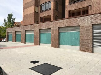 Plus de détails pour Bureau/Local commercial à louer