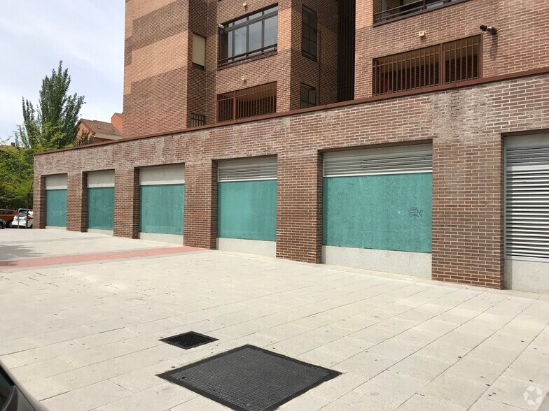 Bureaux/Local commercial dans Tres Cantos, Madrid à louer - Photo principale – Image 1 sur 2