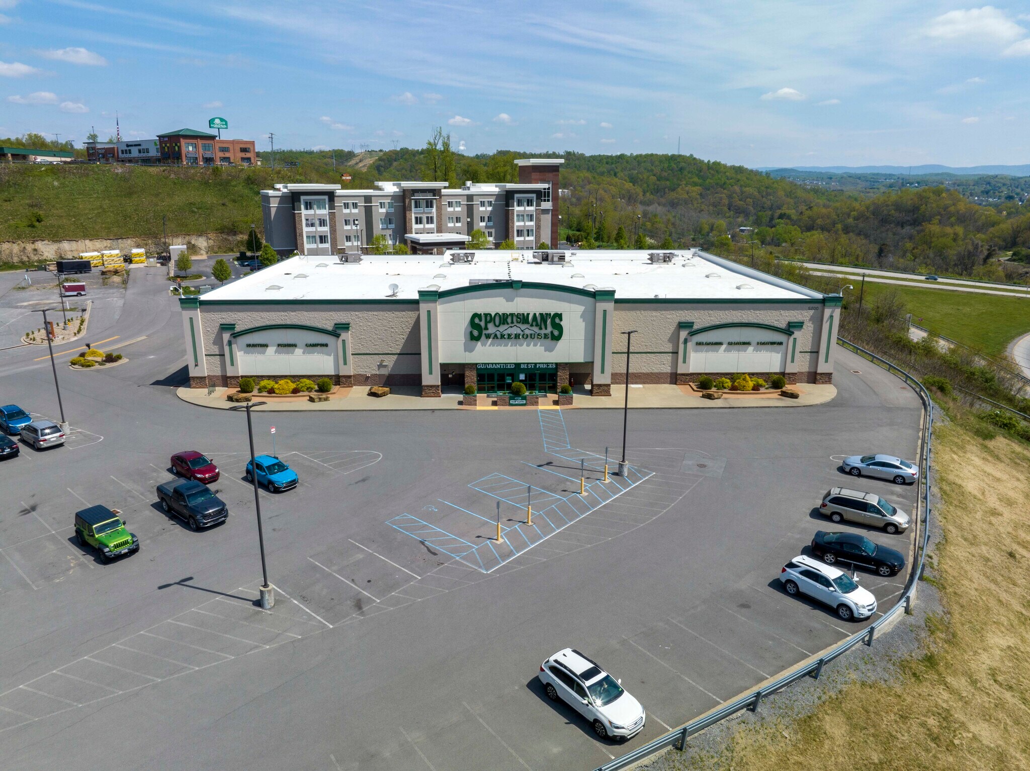 5200 Gateway Dr, Morgantown, WV à vendre Photo de l’immeuble– Image 1 sur 13
