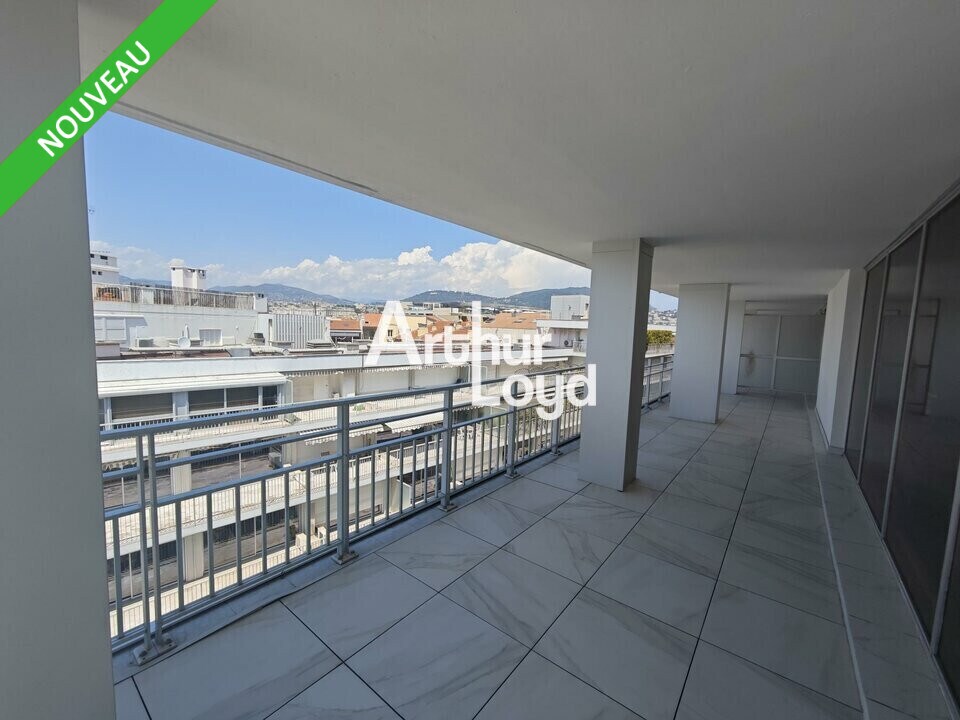5 Rue Gabriel Fauré, Nice à louer Photo de l’immeuble– Image 1 sur 11