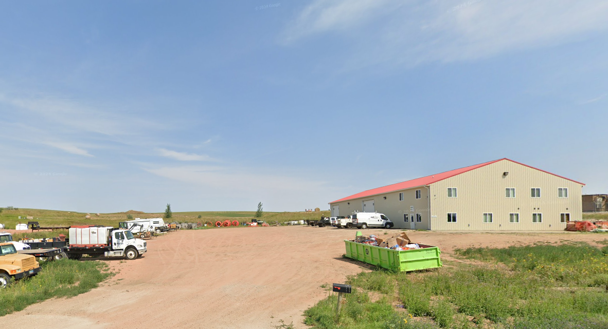836 38th Ave E, Dickinson, ND à vendre Photo principale– Image 1 sur 21