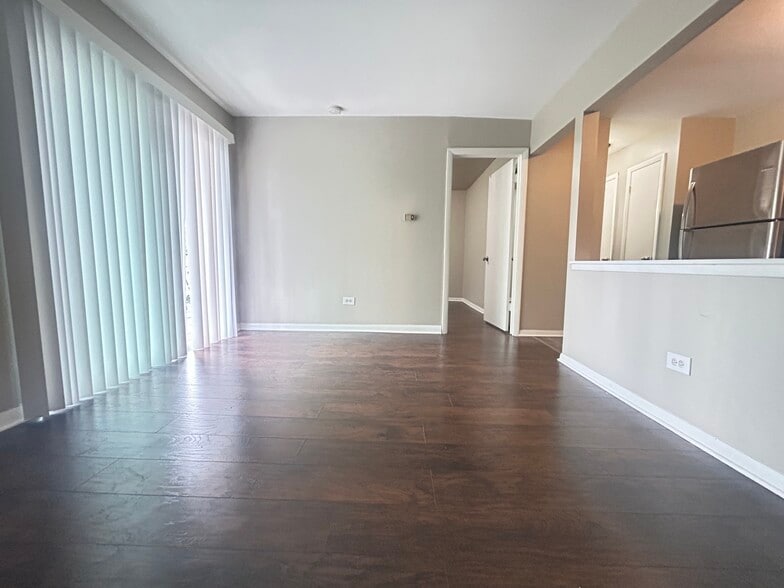 1234 W 127th St, Calumet Park, IL à vendre - Photo intérieure – Image 2 sur 5