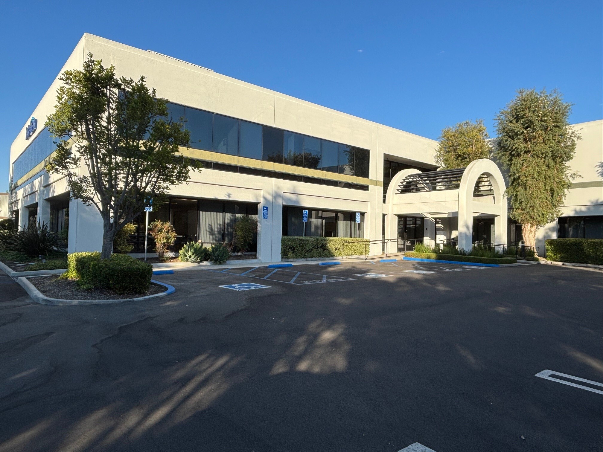 11 Studebaker, Irvine, CA à louer Photo intérieure– Image 1 sur 2