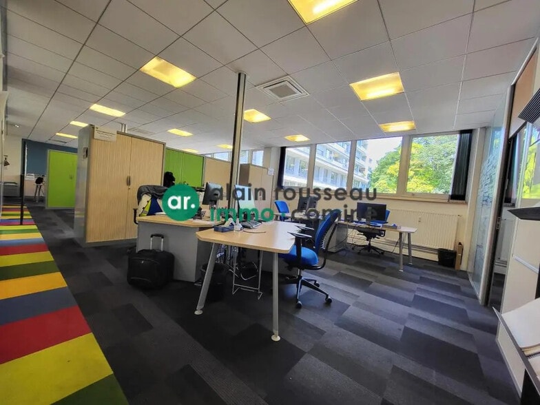 Bureau dans Angers à vendre - Photo de l’immeuble – Image 1 sur 4
