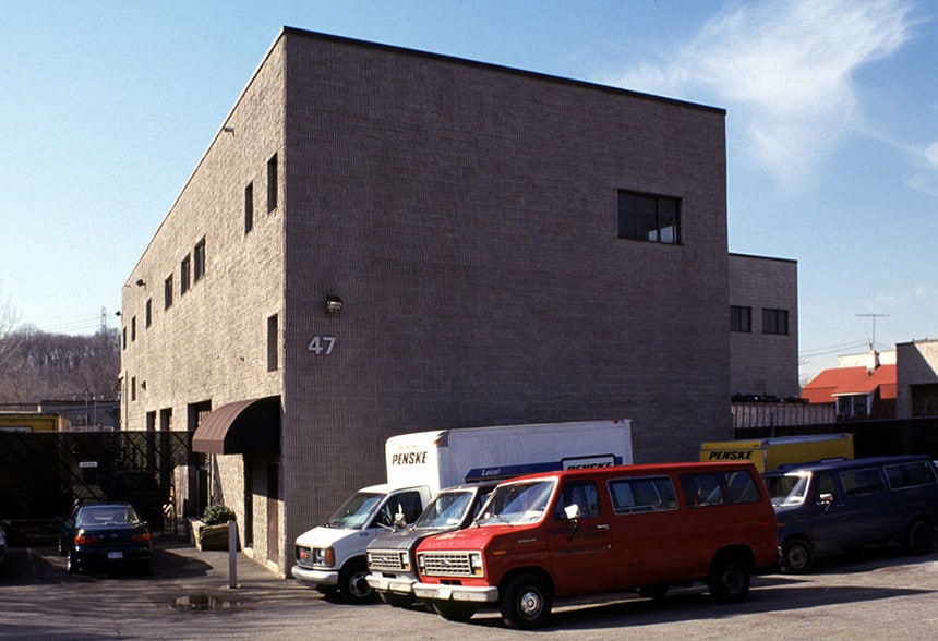 47 Nepperhan Ave, Elmsford, NY à louer - Photo de l’immeuble – Image 2 sur 6