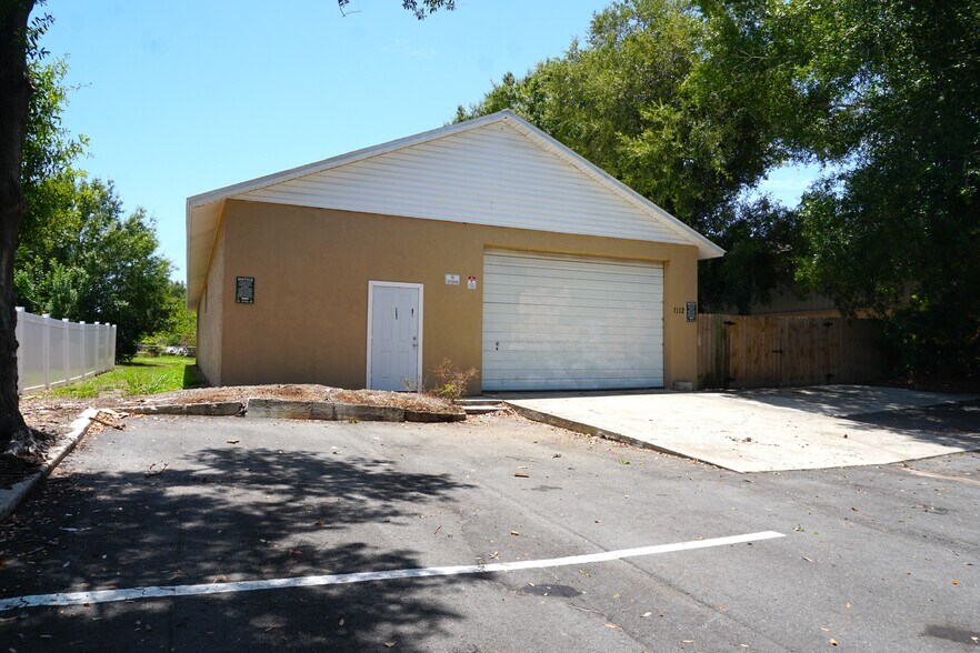 1112 Whitfield Ave, Sarasota, FL à louer - Photo de l’immeuble – Image 3 sur 13