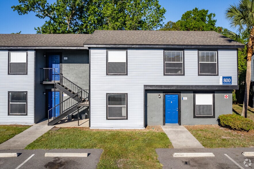 2450 Hartwell Ave, Sanford, FL à vendre - Photo de l’immeuble – Image 2 sur 34