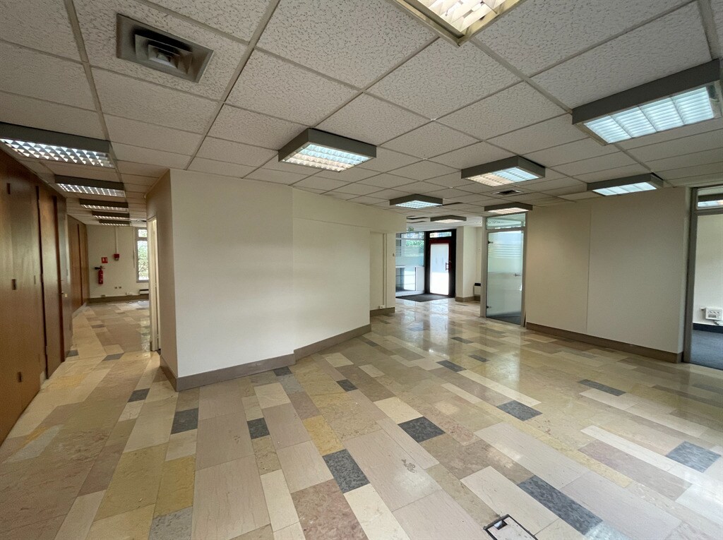 Bureau dans Neuilly-sur-Seine à louer Photo intérieure– Image 1 sur 5