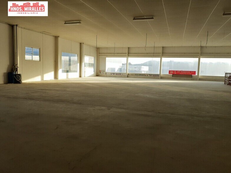 Industriel/Logistique dans Almoradí à vendre - Photo intérieure – Image 1 sur 12