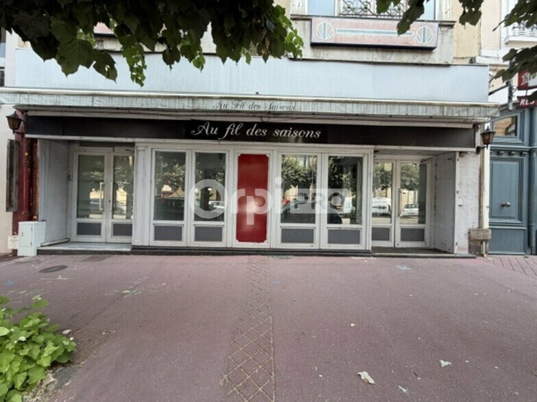 Bureau dans Limoges à louer - Photo de l’immeuble – Image 2 sur 8