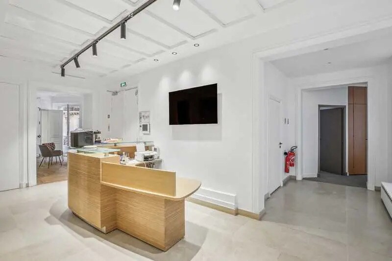 Bureau dans Paris à louer - Photo de l’immeuble – Image 3 sur 4