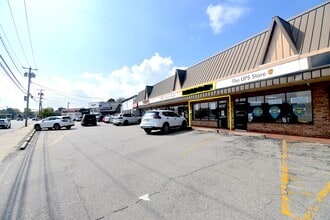 122-132 Shore Rd, Port Washington, NY à louer Photo intérieure– Image 1 sur 4