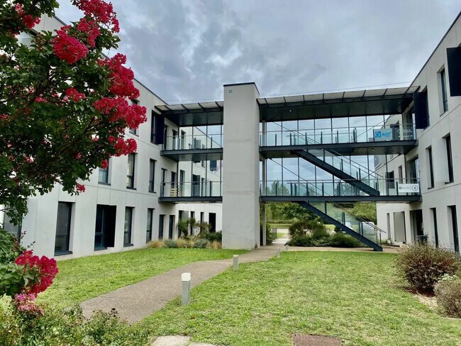 Plus de détails pour Bureau à louer