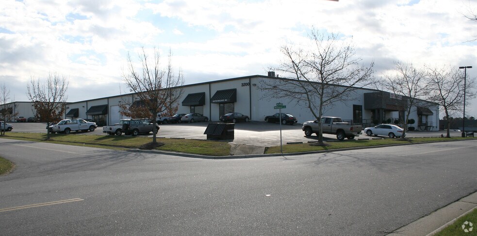 3200 Wellington Ct, Raleigh, NC à louer - Photo de l’immeuble – Image 2 sur 4
