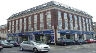 Plus de détails pour 348-356 Holdenhurst Rd, Bournemouth - Local commercial à vendre